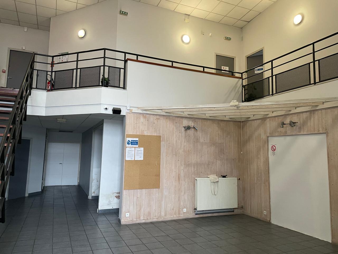 Vente local d'activité Vénissieux Rhône OVACT2420374 17