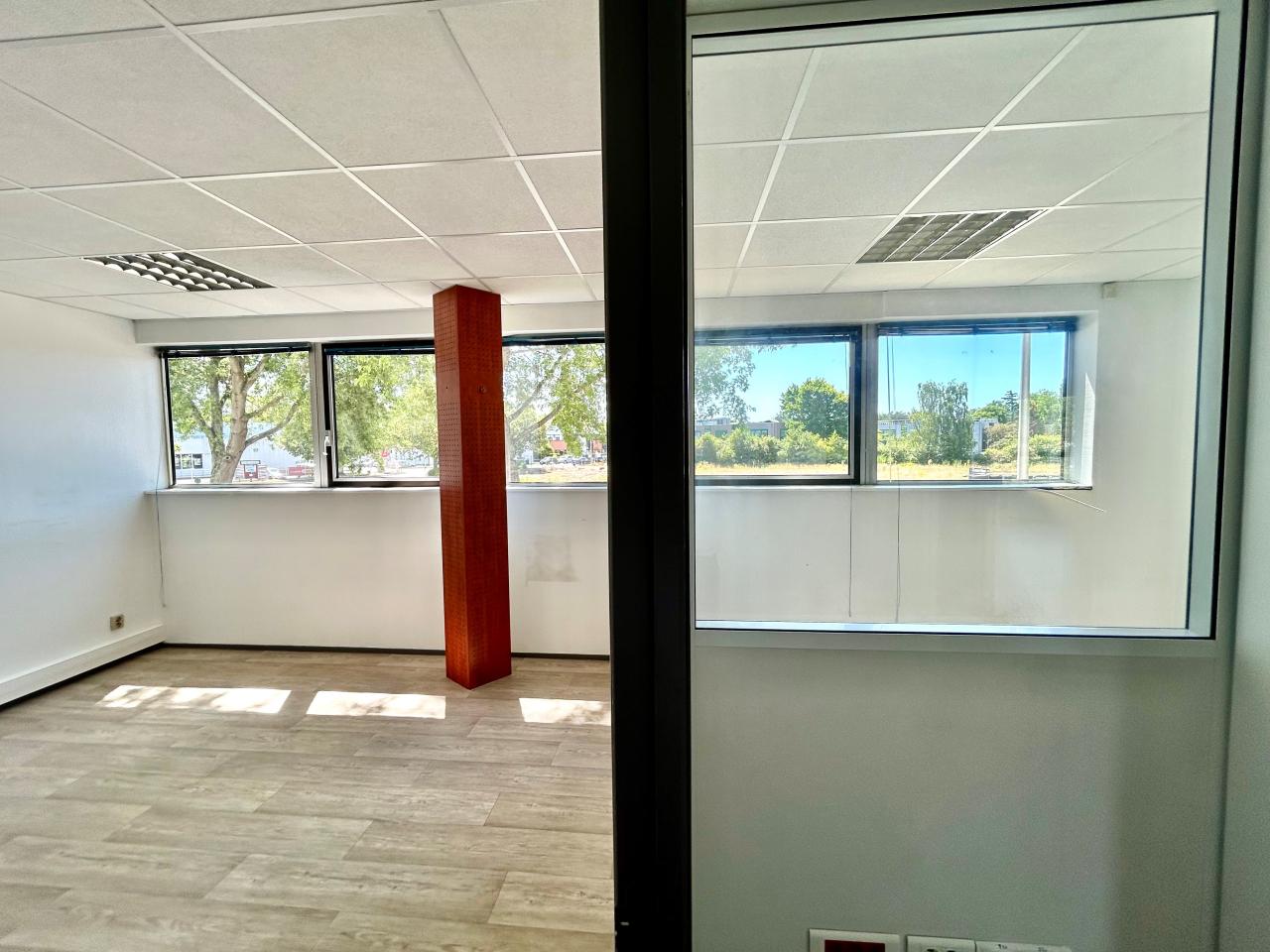 Location bureau Cesson-Sévigné Ille-et-Vilaine OLBUR2206988 4