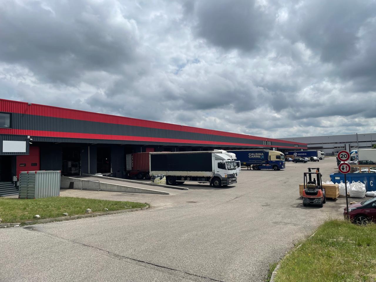 Vente local d'activité Saint-Quentin-Fallavier Isère OVACT2643075 5