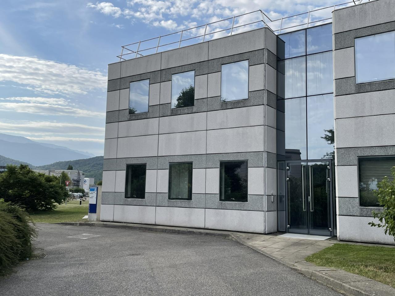 Location bureau Échirolles Isère OLBUR2109854 1