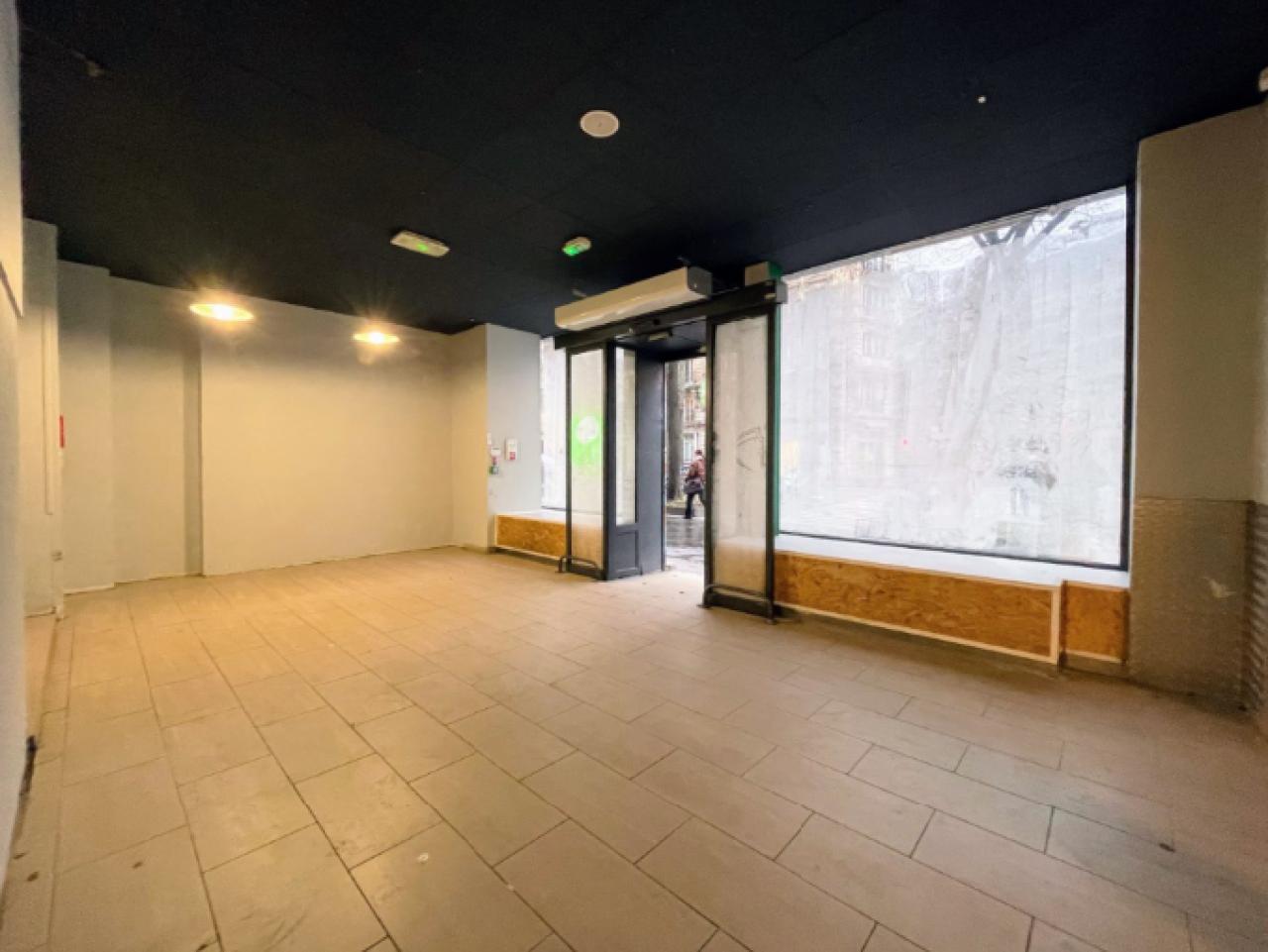 Location commerce Paris OLCOM2638196 2