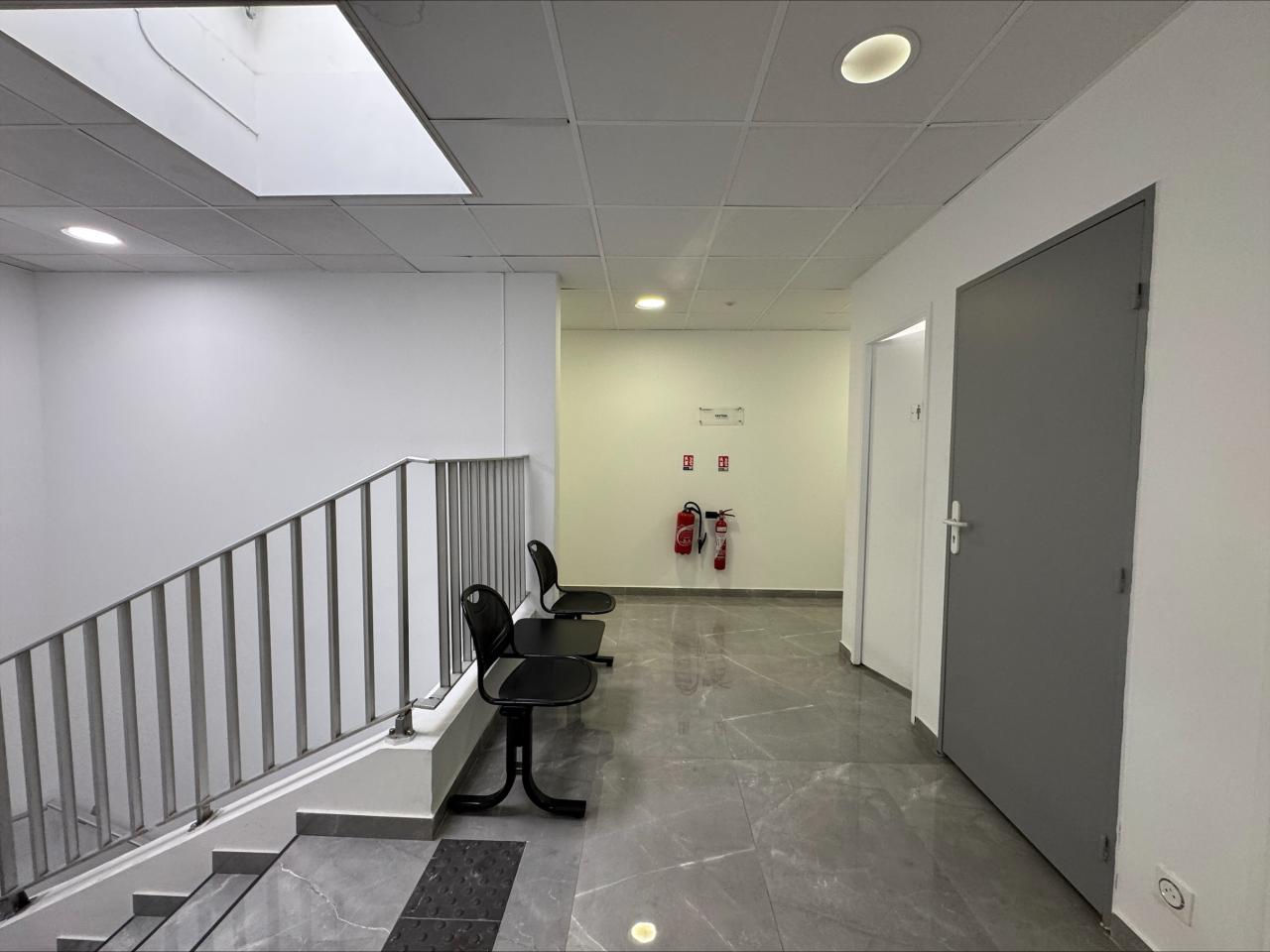 Location bureau Vitrolles Bouches-du-Rhône OLBUR2114930 13