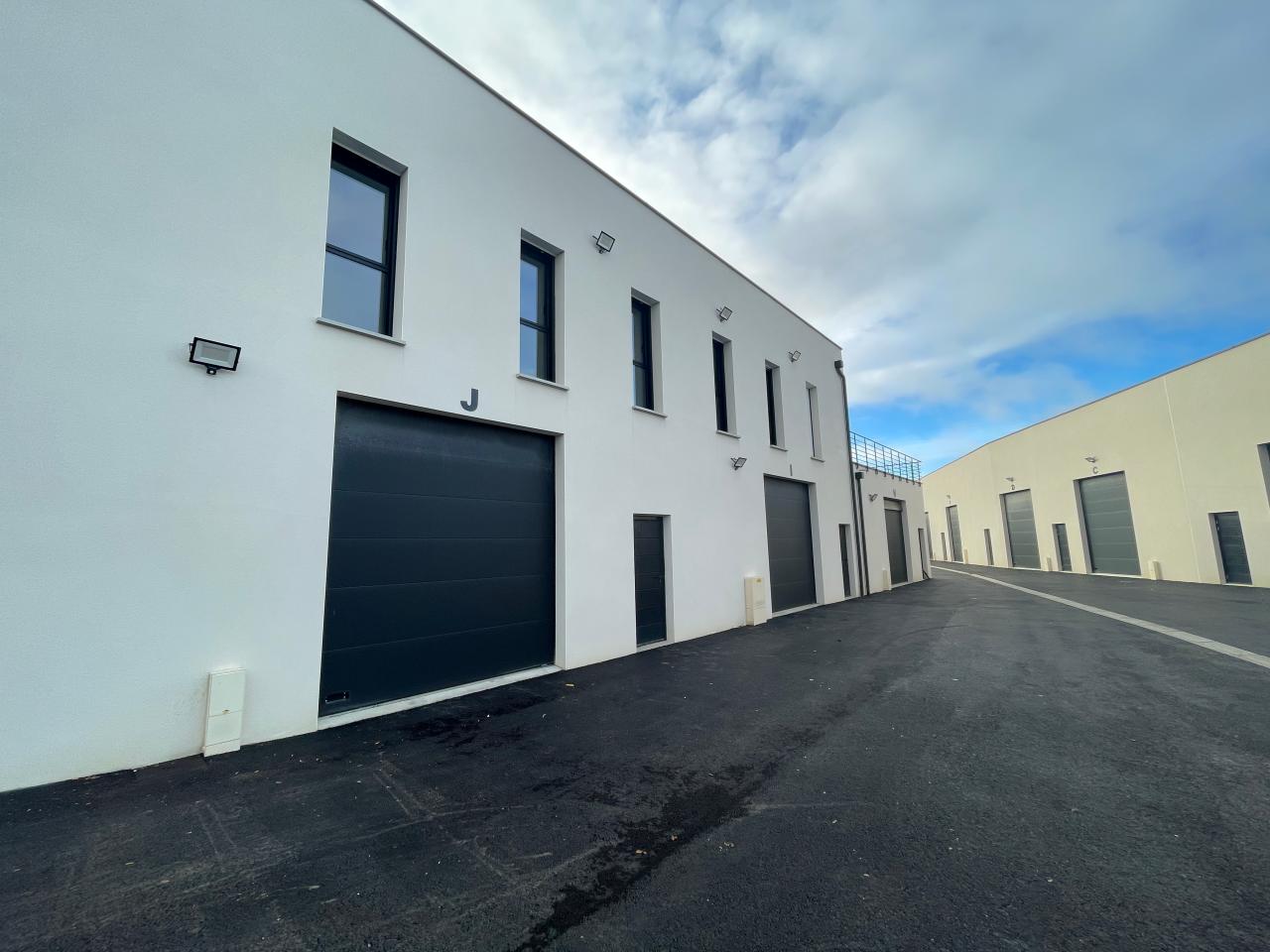 Location local d'activité Noyal-Châtillon-sur-Seiche Ille-et-Vilaine OLACT2536541 1