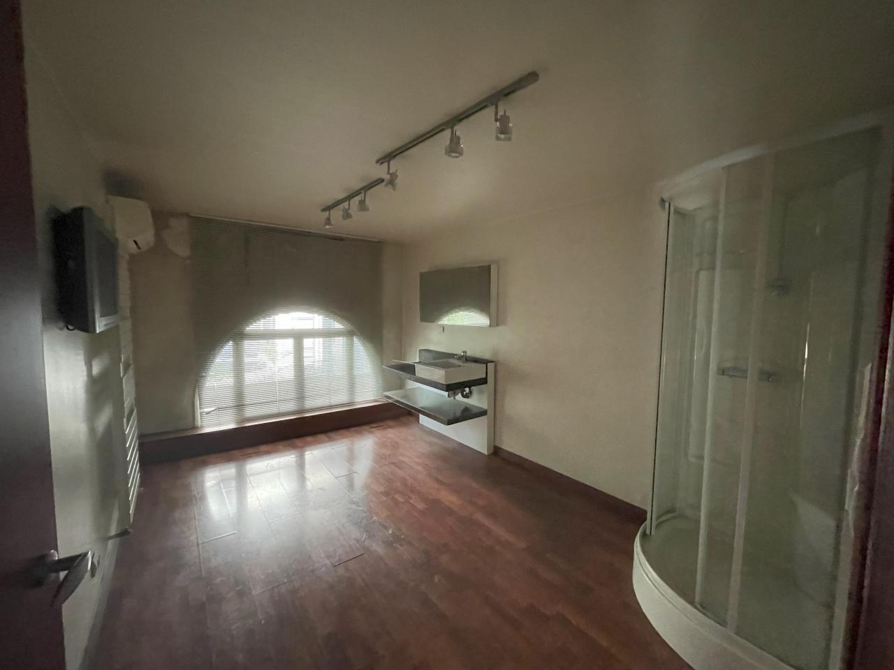 Location commerce Aix-les-Bains Savoie OLCOM2642091 5