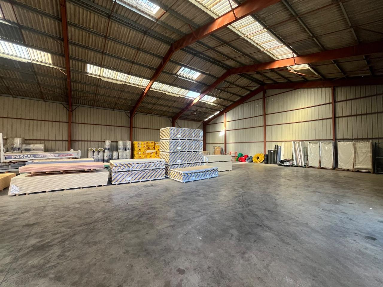 Vente entrepôt Servian Hérault OVLOG2645253 1