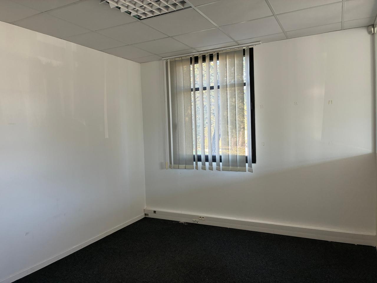 Location bureau Aix-en-Provence Bouches-du-Rhône OLBUR2428083 4