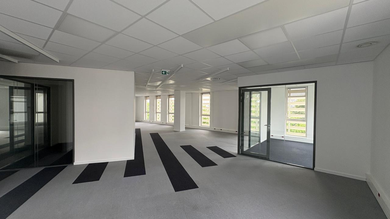 Location bureau Tours Indre-et-Loire OLBUR2427808 12