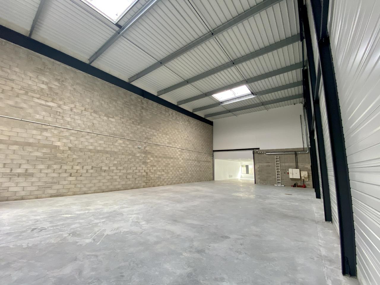 Location local d'activité Saint-Pierre-du-Perray Essonne OLACT2204311 2