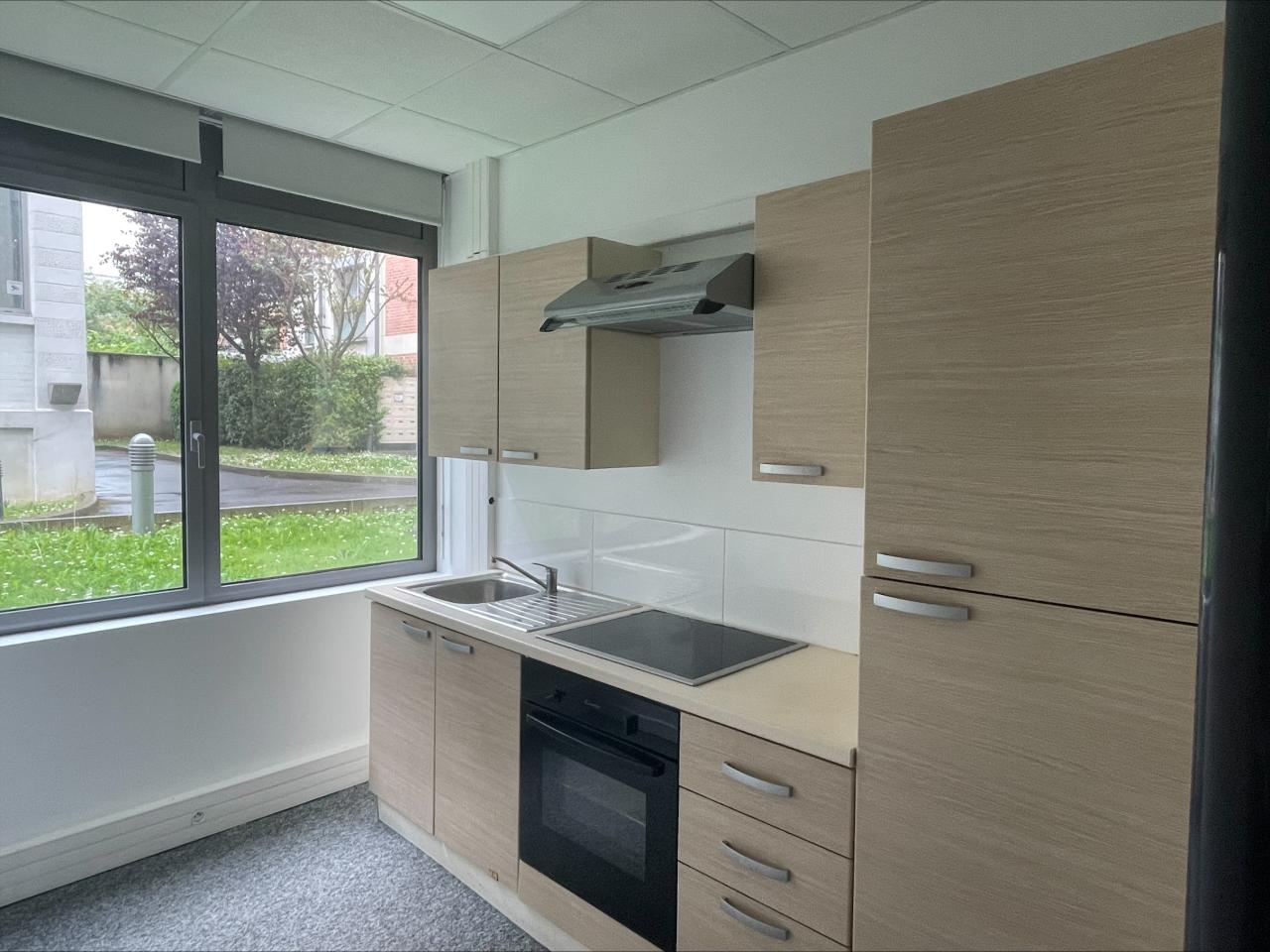 Location bureau Montreuil Seine-Saint-Denis OLBUR2314331 3