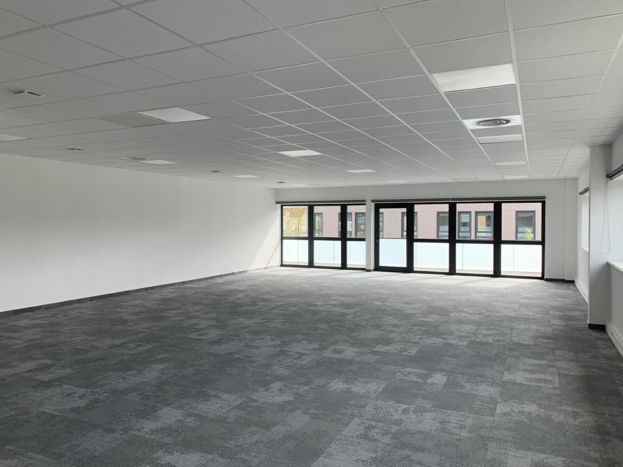 Location bureau Entzheim Bas-Rhin OLBUR2111571 1