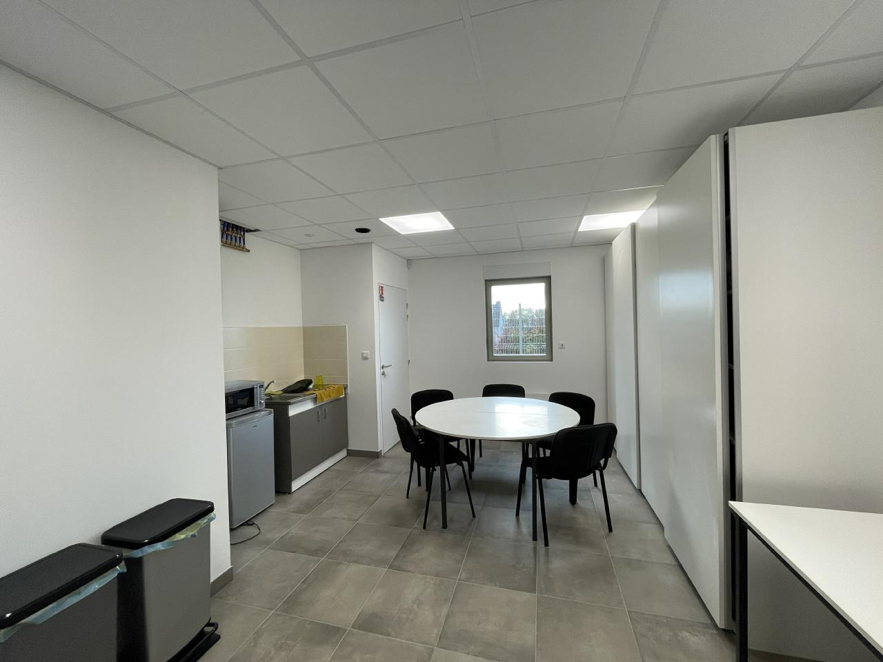 Location local d'activité Bourgbarré Ille-et-Vilaine OLACT2314187 11