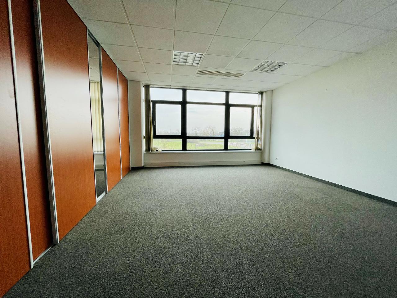 Location bureau Entzheim Bas-Rhin OLBUR2111264 3