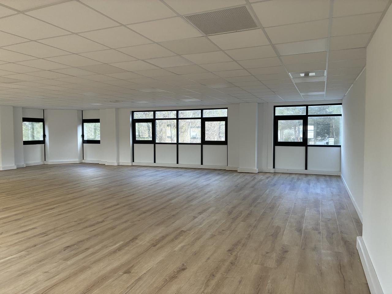 Location bureau Aix-en-Provence Bouches-du-Rhône OLBUR2115127 2