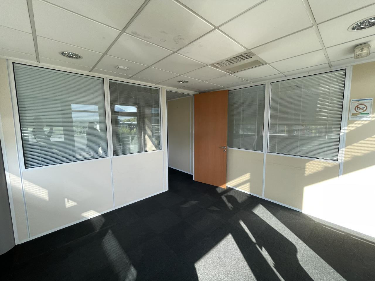 Location bureau Le Bourget-du-Lac Savoie OLBUR2530764 6