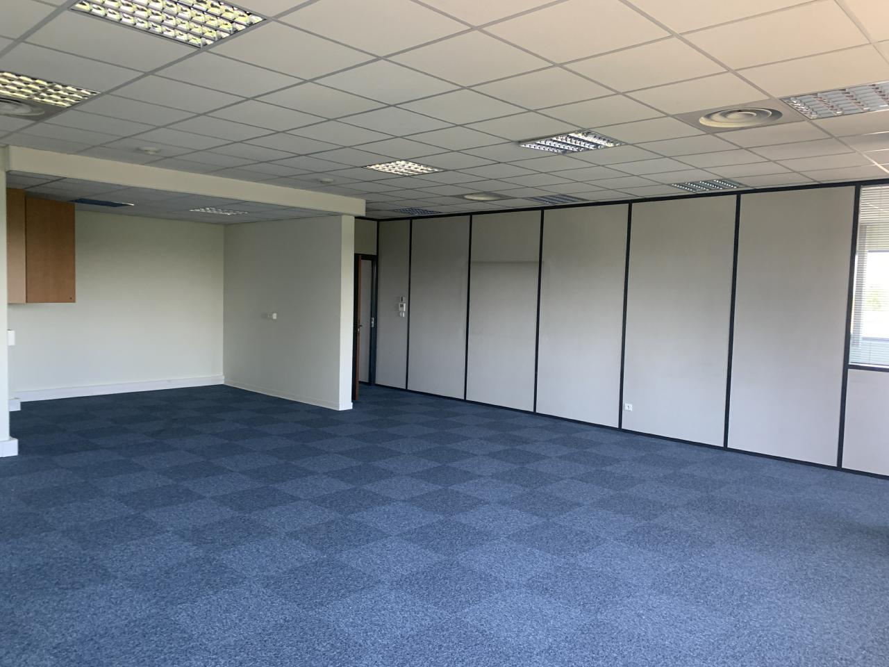 Location bureau Niederhausbergen Bas-Rhin OLBUR2110762 3