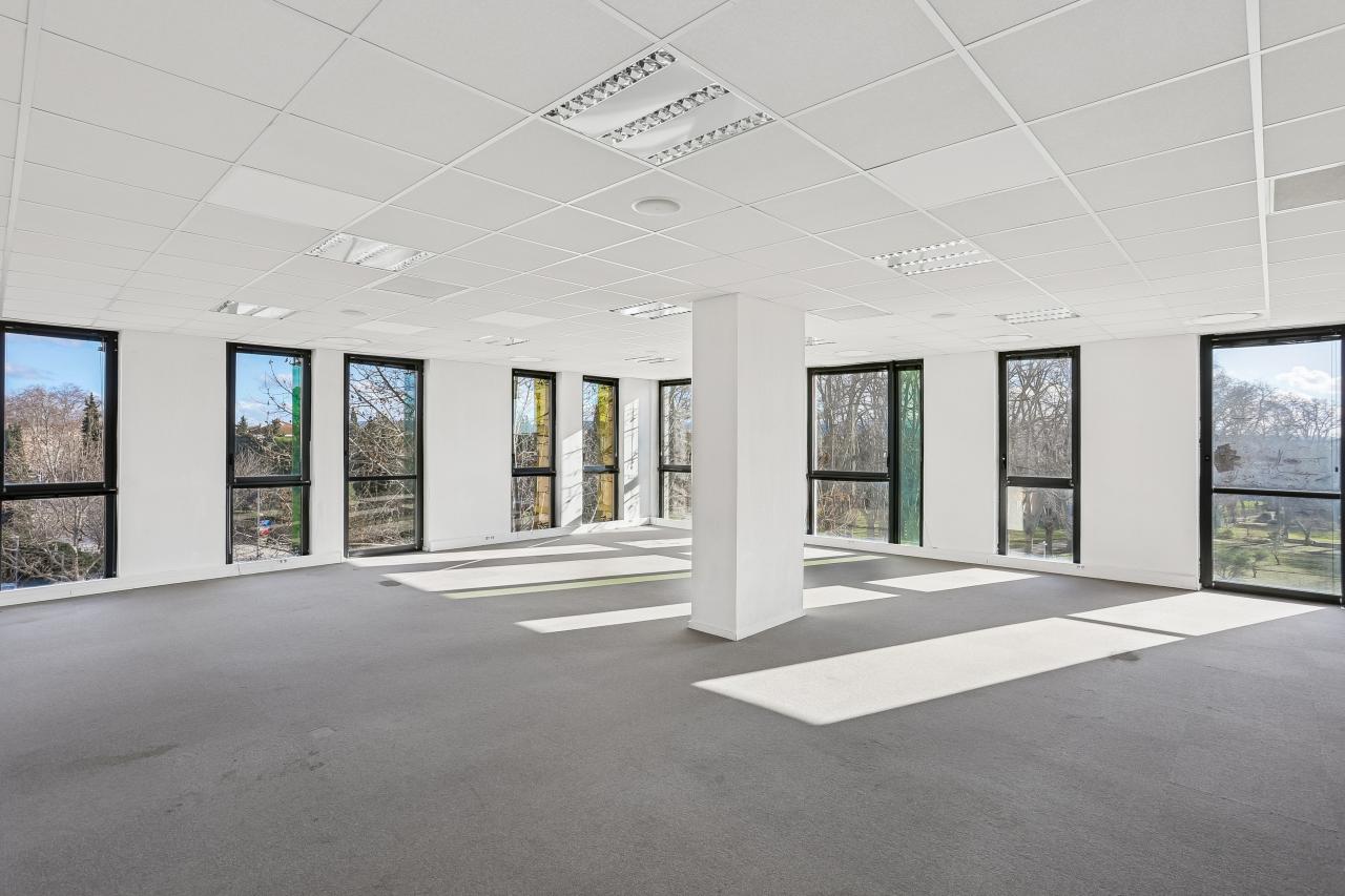 Location bureau Aix-en-Provence Bouches-du-Rhône OLBUR2529995 8