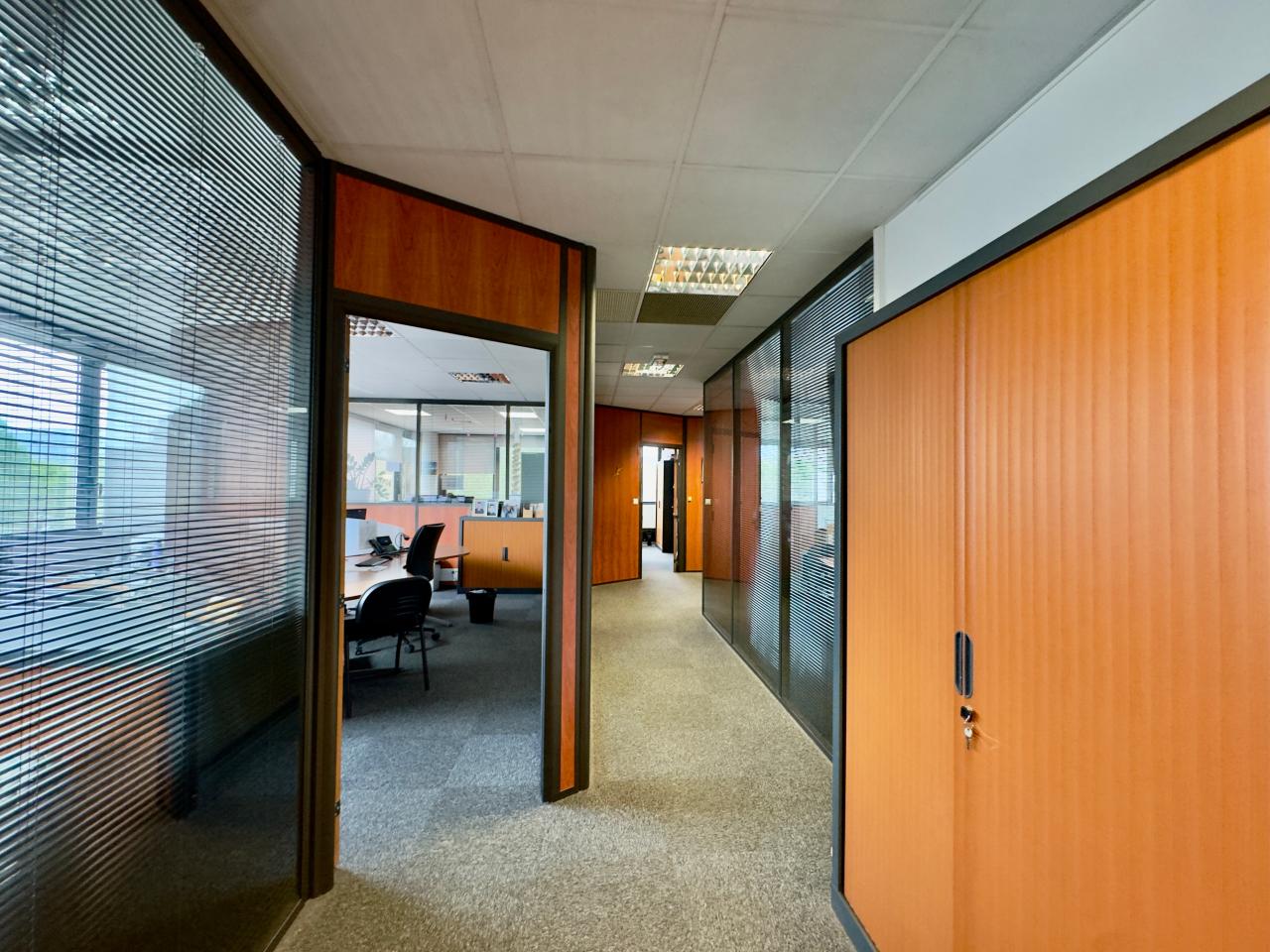 Location bureau Rousset Bouches-du-Rhône OLBUR2639660 18