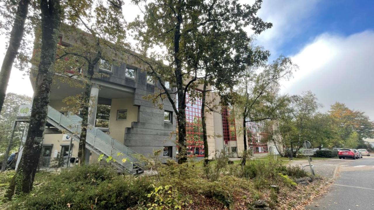 Location bureau Pessac Gironde OLBUR2426837 2