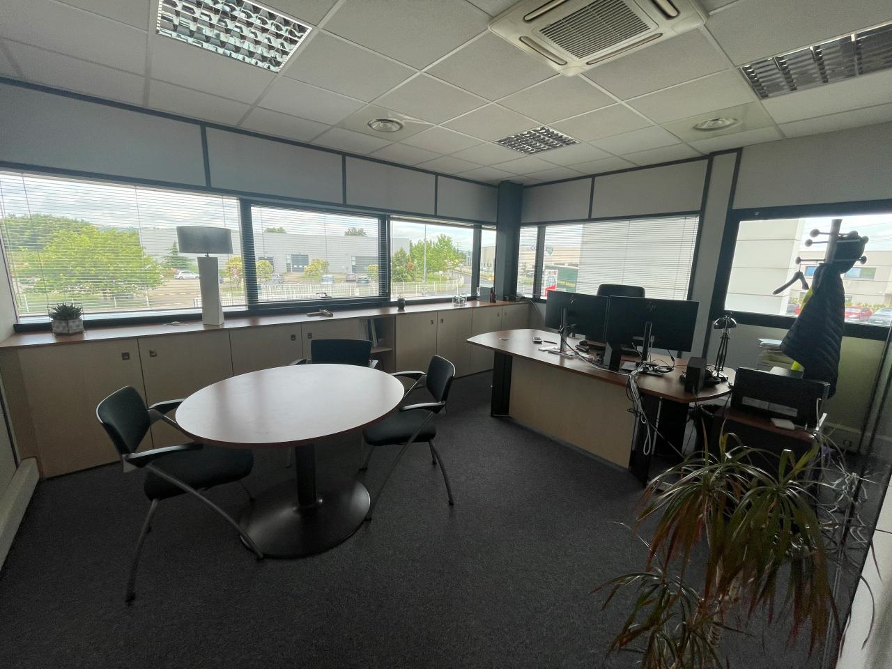 Location local d'activité Mornant Rhône OLACT2639357 4