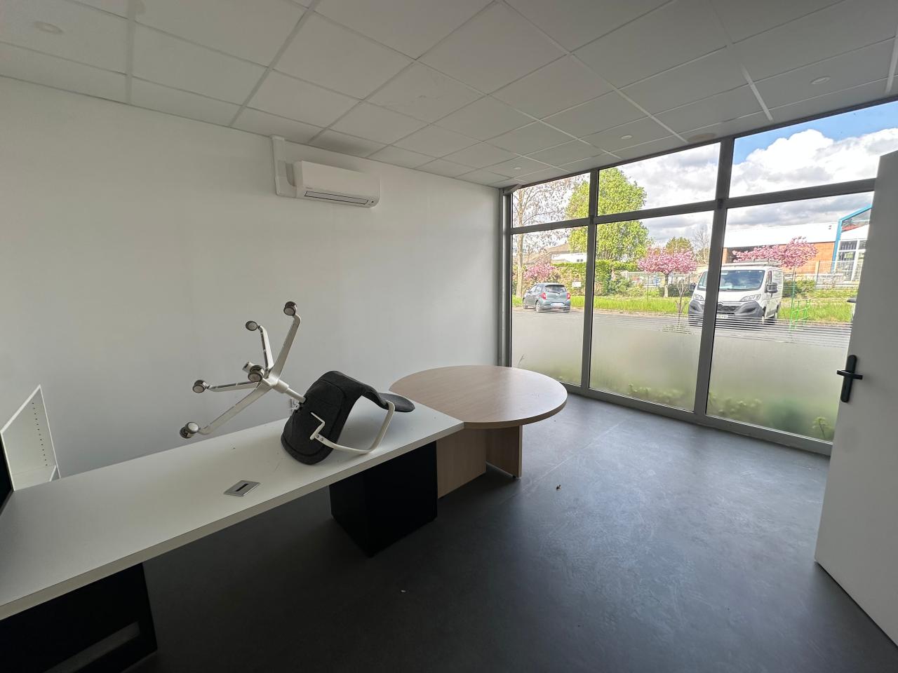 Location local d'activité Parçay-Meslay Indre-et-Loire OLACT2640569 9