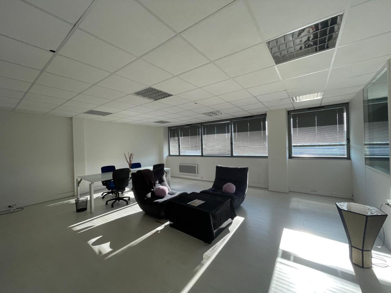 Location local d'activité Tigery Essonne OLACT2640798 5