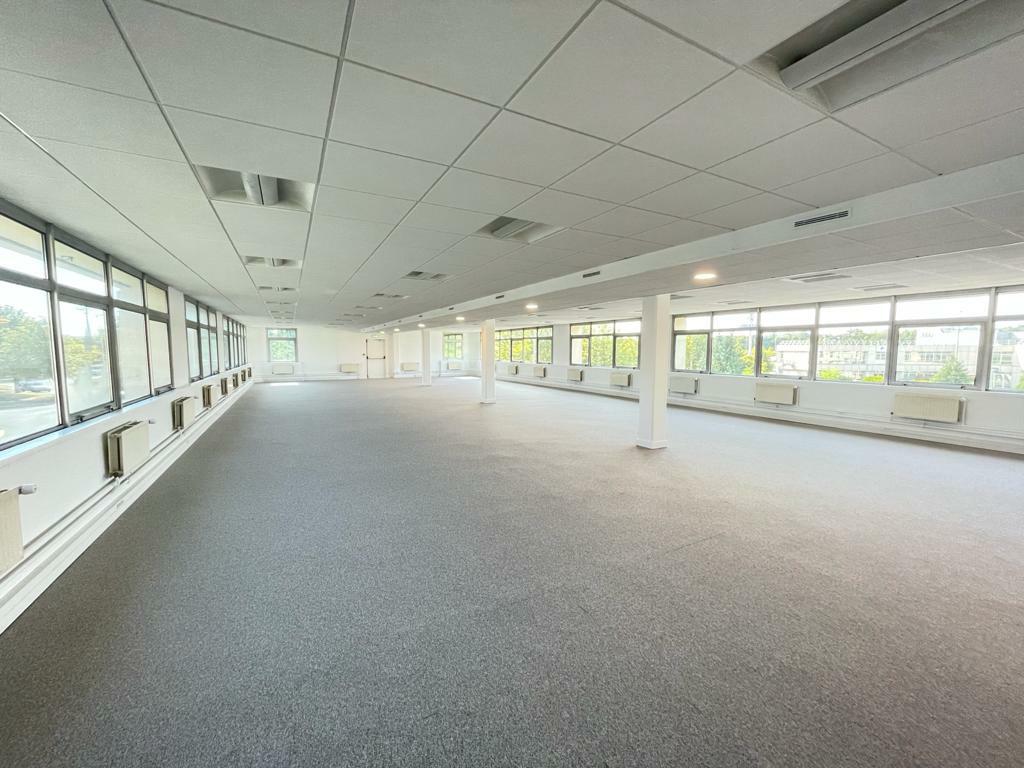 Location bureau Roissy-en-France Val-d'Oise OLBUR2117848 1