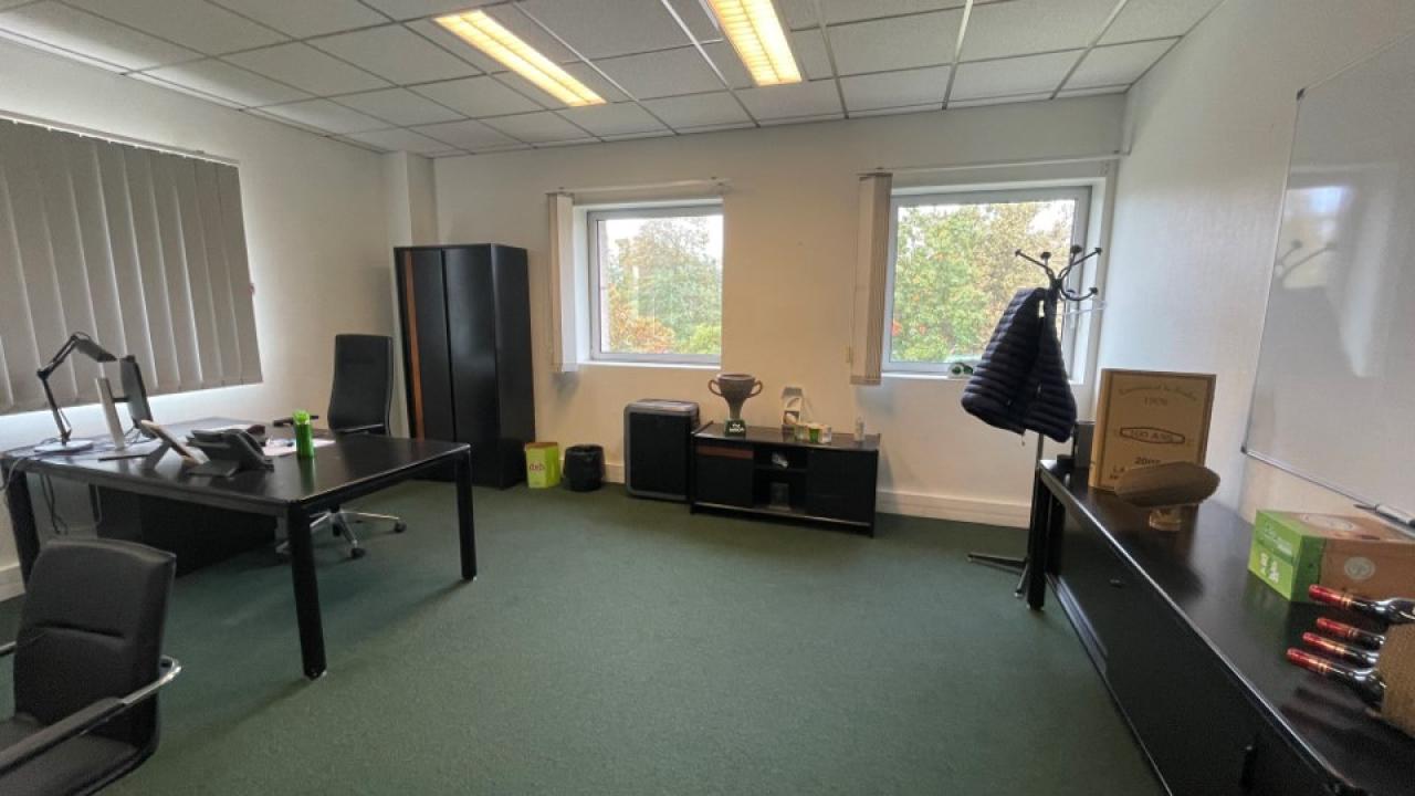 Location bureau Pessac Gironde OLBUR2426837 5