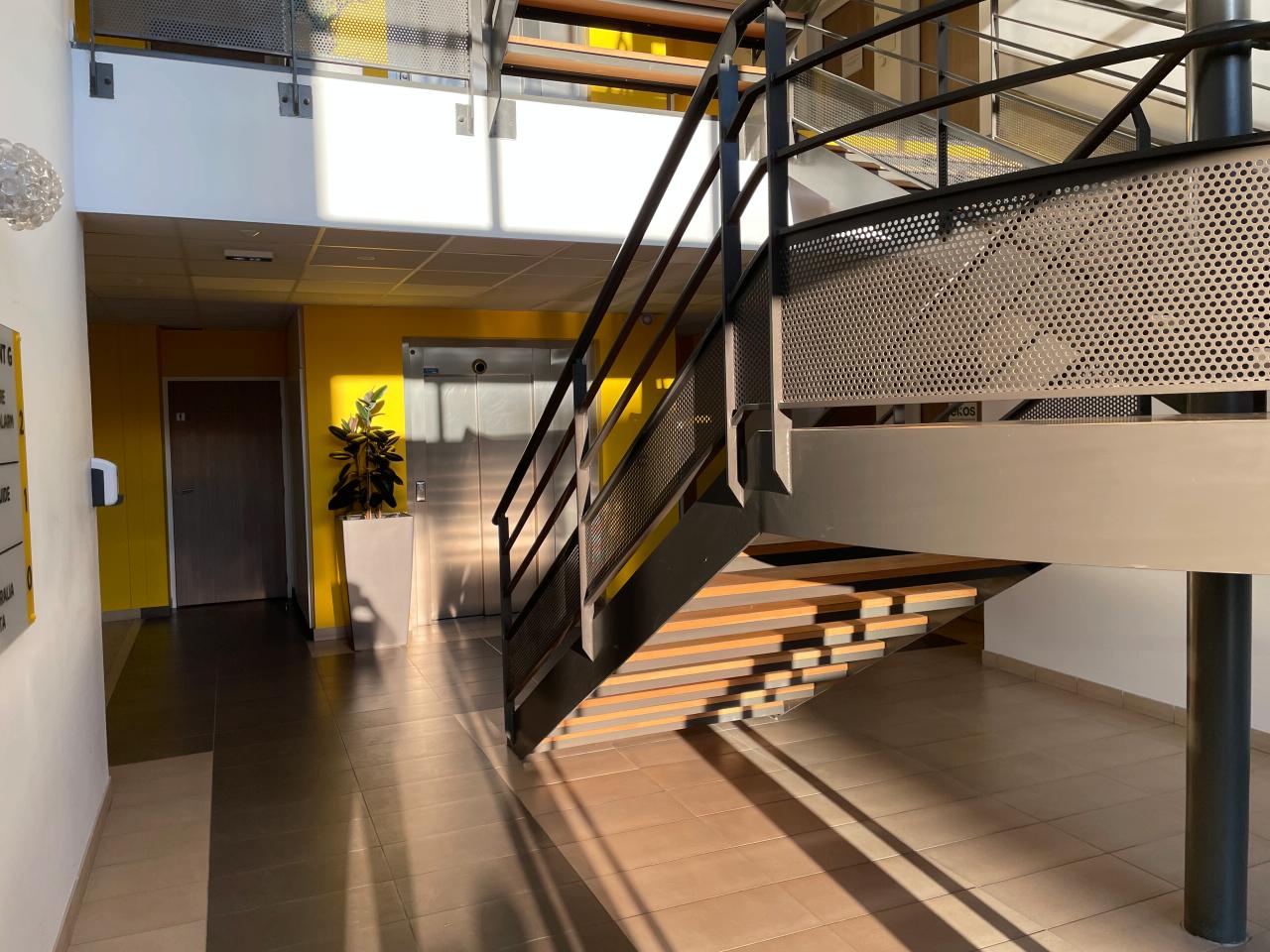 Location bureau Aix-en-Provence Bouches-du-Rhône OLBUR2115061 12