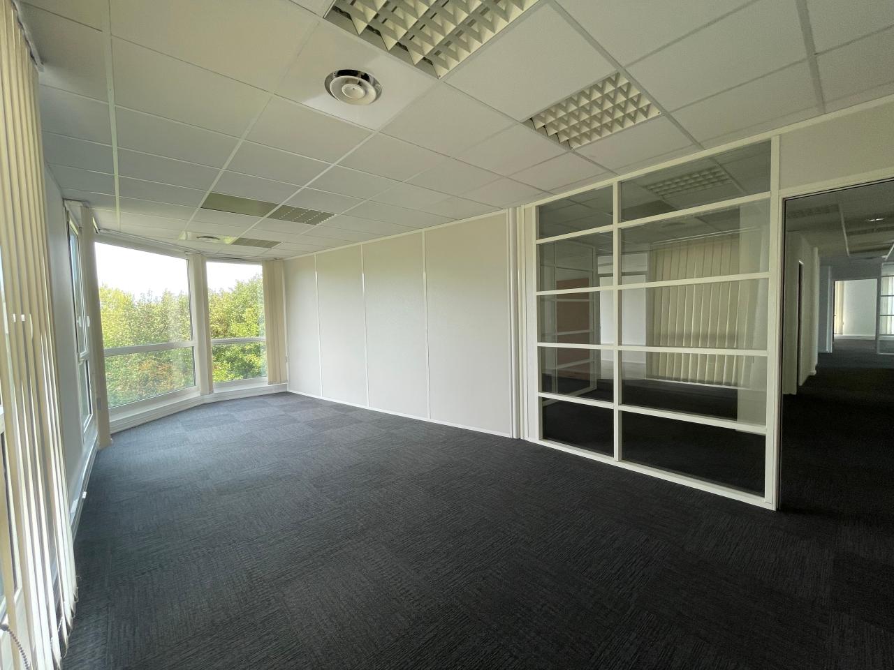 Location bureau Aix-en-Provence Bouches-du-Rhône OLBUR2530639 10