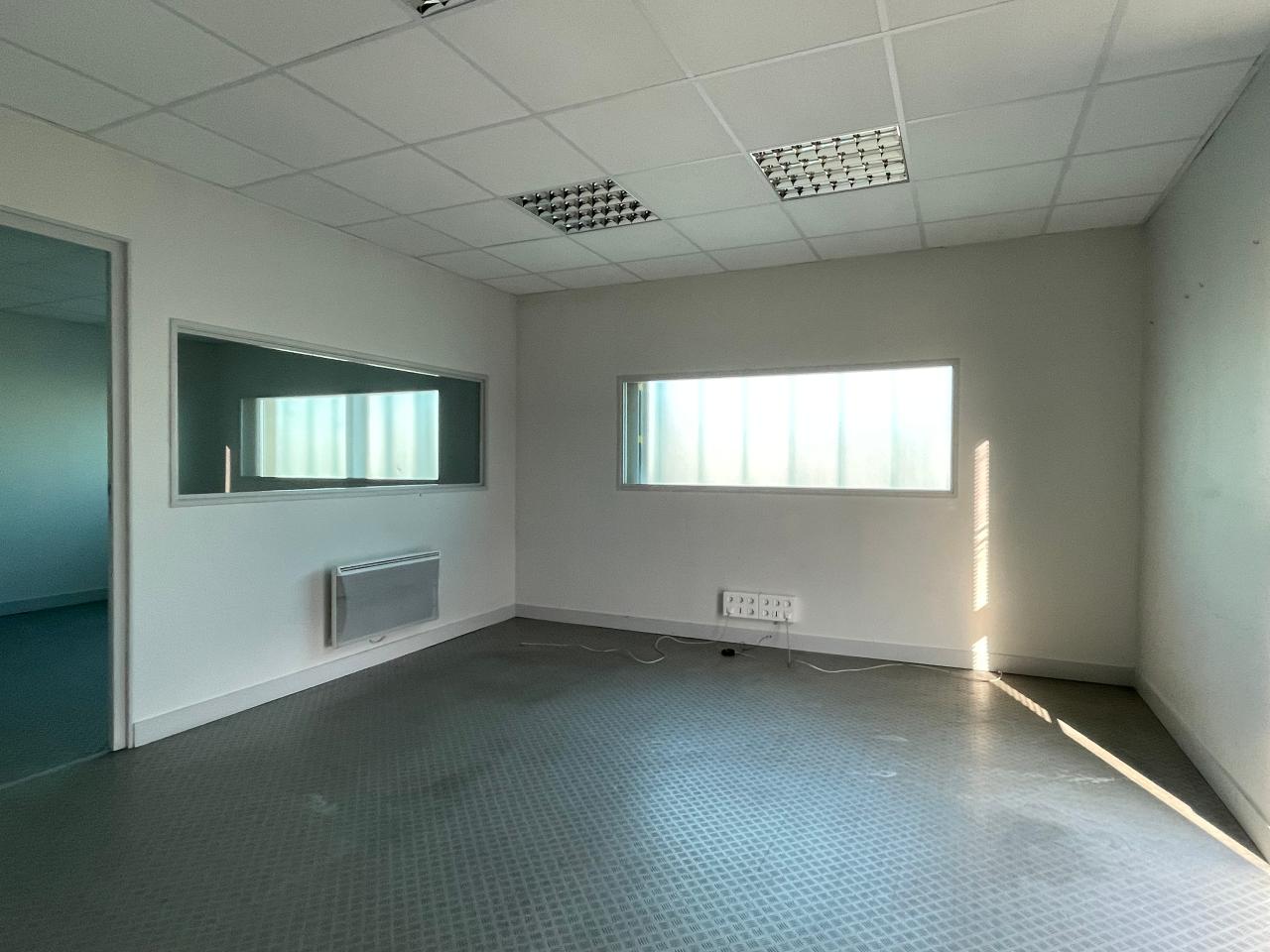 Location local d'activité Bouaye Loire-Atlantique OLACT2428224 10