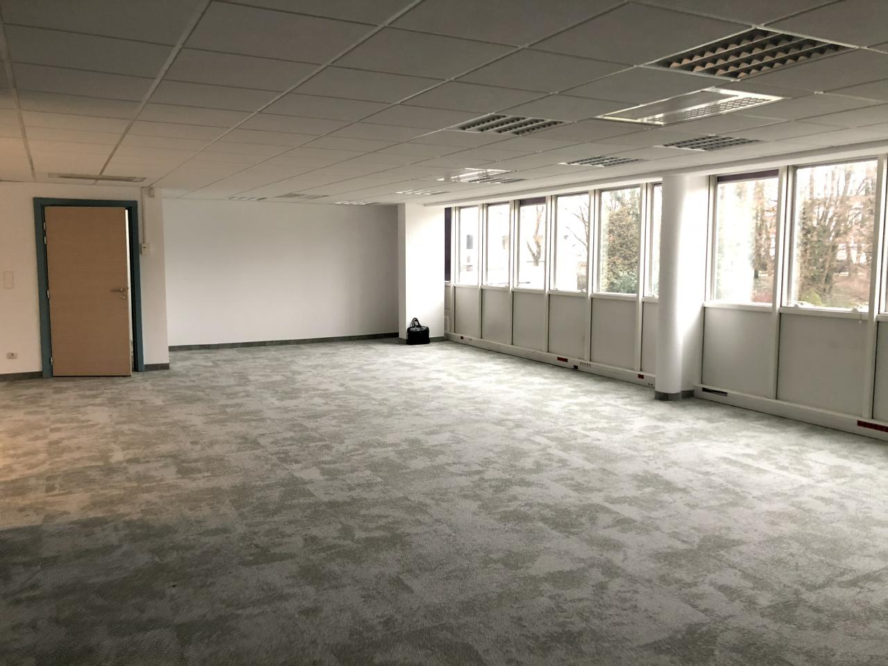 Location bureau Eckbolsheim Bas-Rhin OLBUR2110827 4