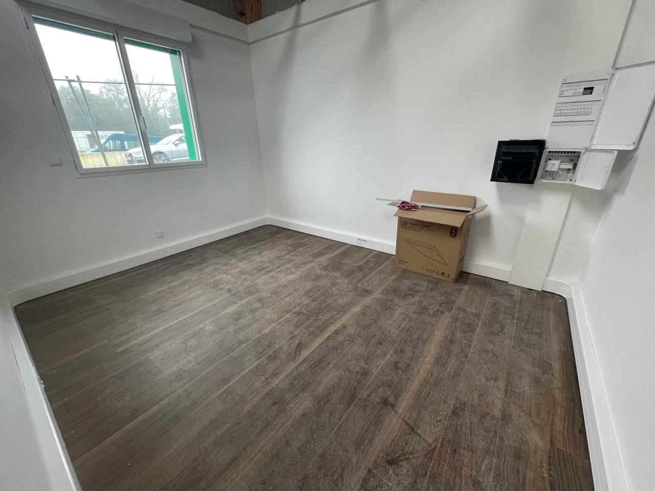 Location local d'activité Noyal-Châtillon-sur-Seiche Ille-et-Vilaine OLACT2419827 2