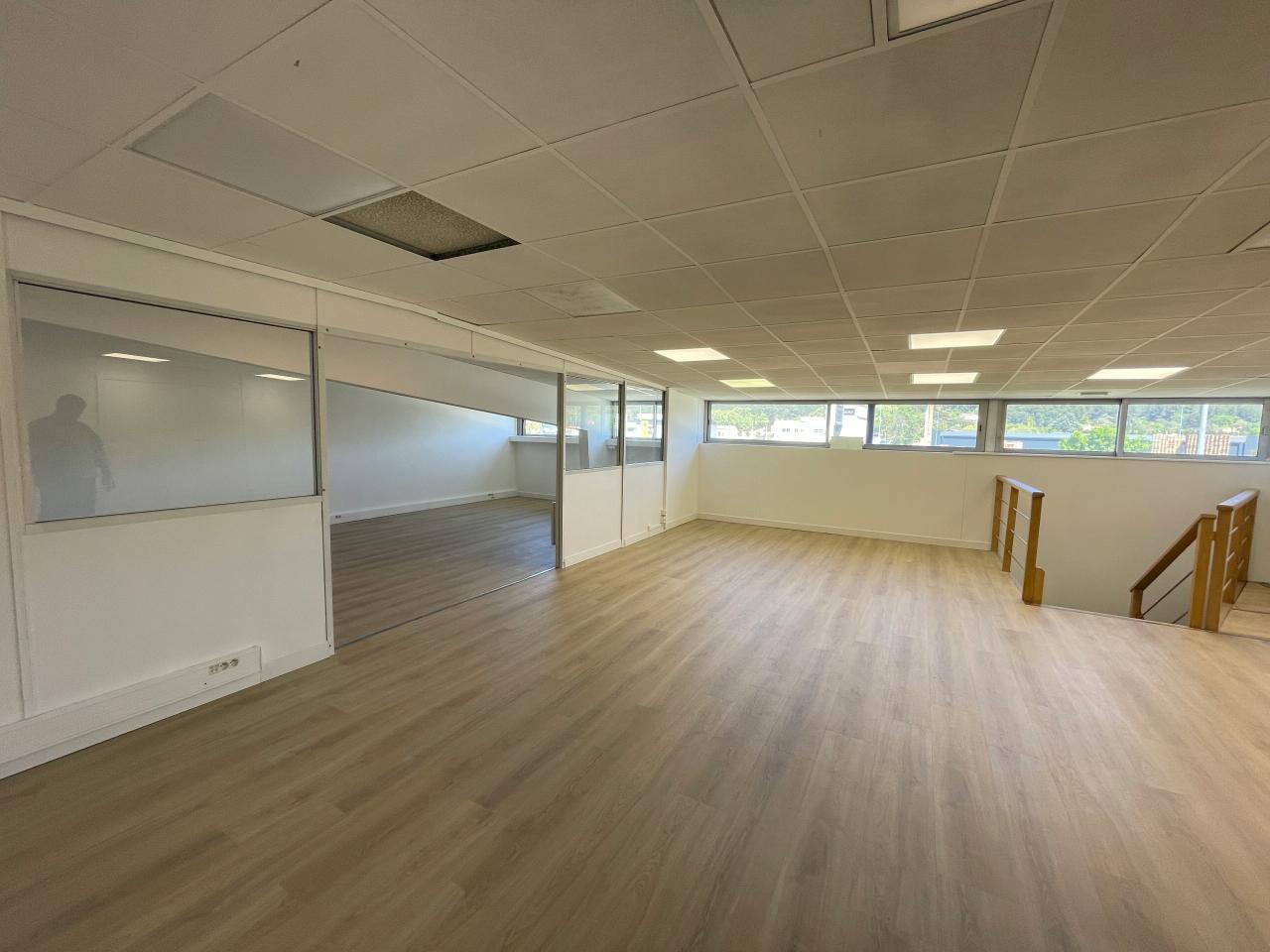 Location bureau Aubagne Bouches-du-Rhône OLBUR2423455 11