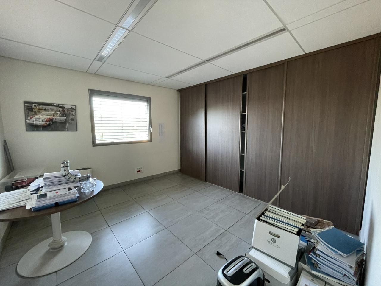 Location bureau Fréjus Var OLBUR2318196 6