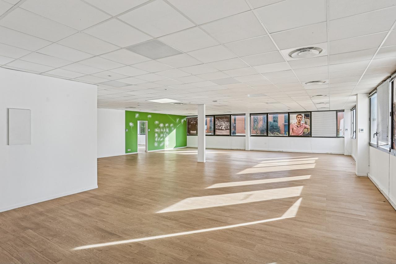 Location bureau Aix-en-Provence Bouches-du-Rhône OLBUR2639388 2