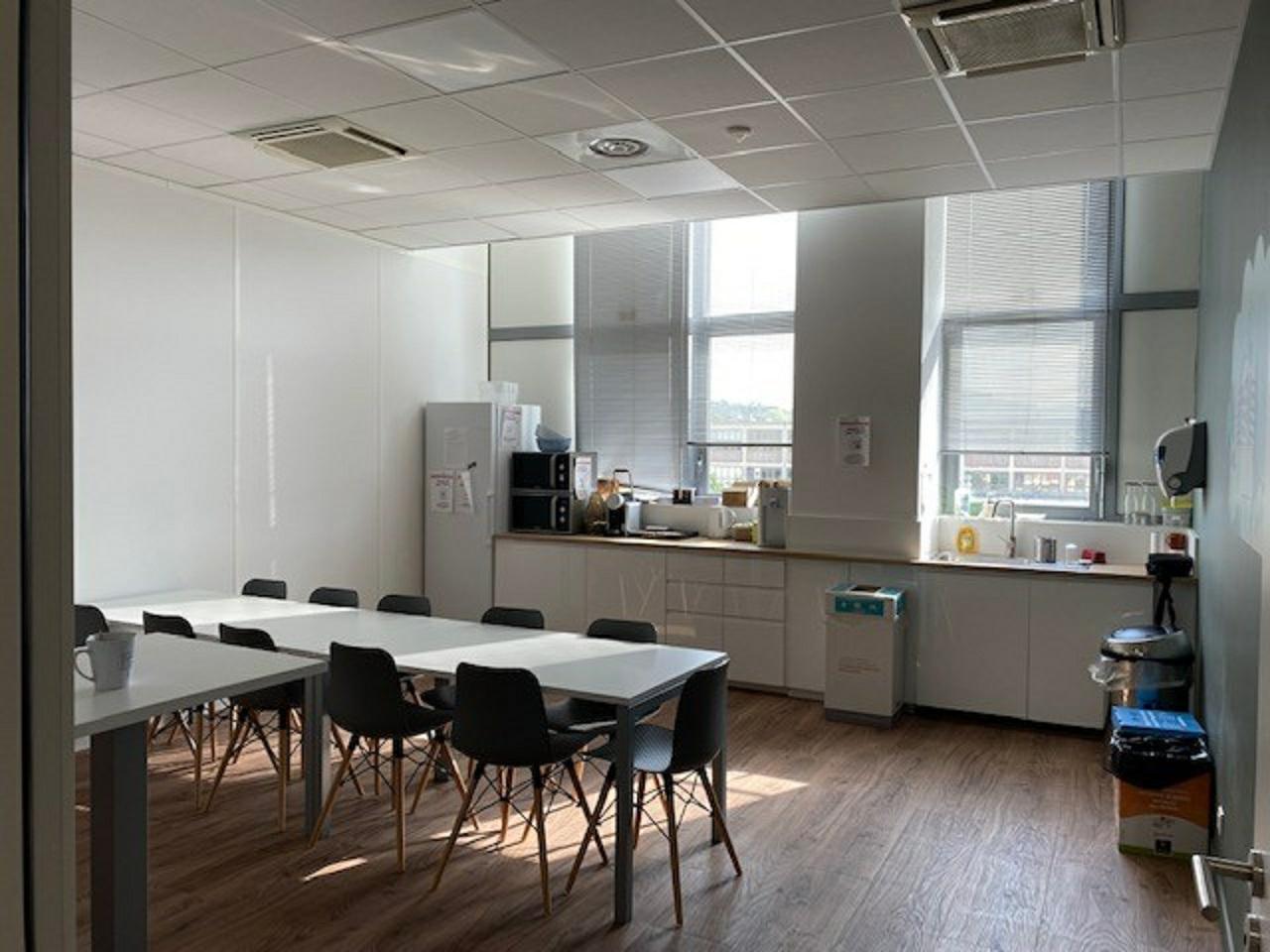 Location bureau Marseille Bouches-du-Rhône OLBUR2115195 2