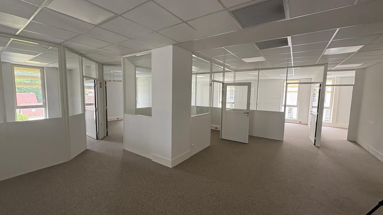 Location bureau Tours Indre-et-Loire OLBUR2641547 8