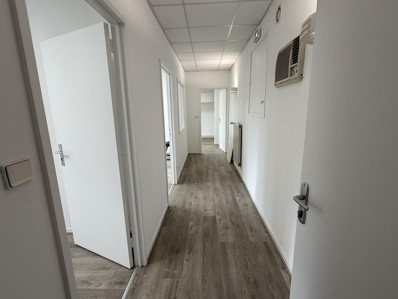 Location bureau Ban-Saint-Martin Moselle OLBUR2639331 7