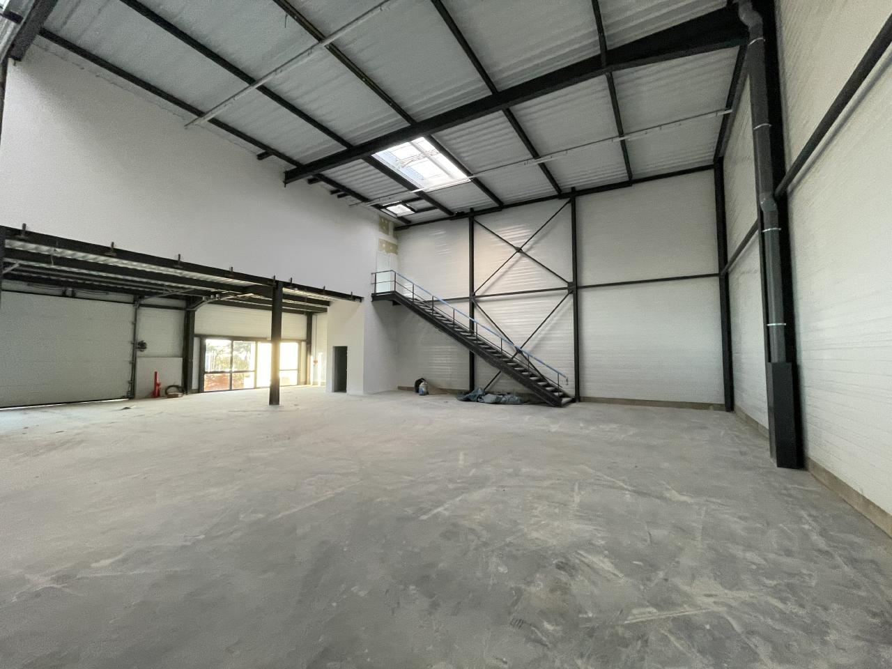 Location local d'activité Saint-Quentin-Fallavier Isère OLACT2316912 3