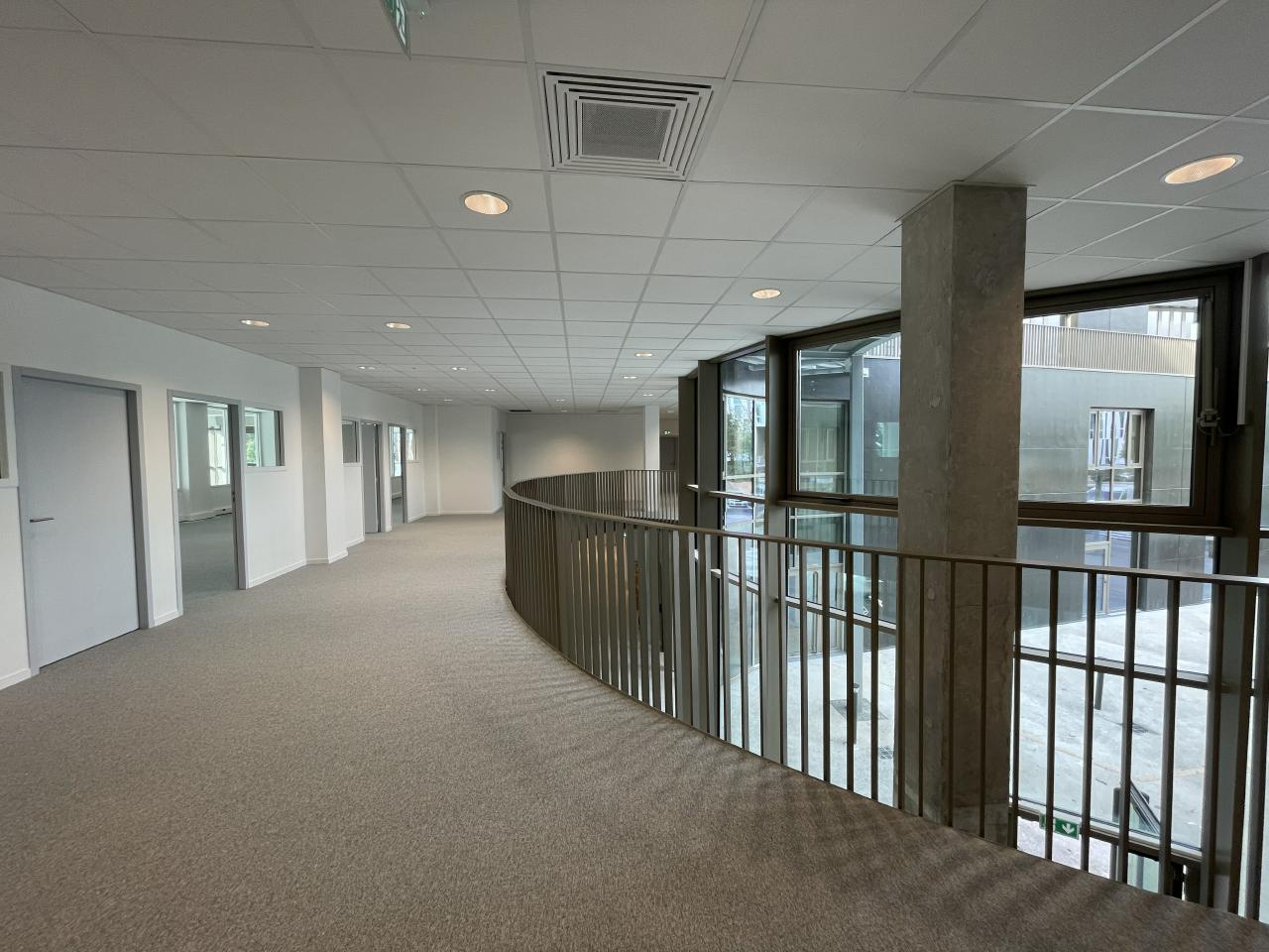 Location coworking Cesson-Sévigné Ille-et-Vilaine OLBUR2316259 8