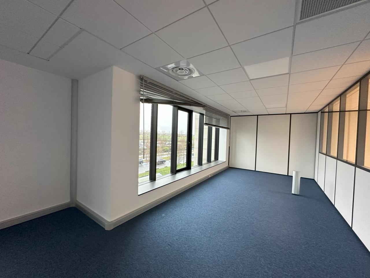 Location bureau Jossigny Seine-et-Marne OLBUR2313149 10