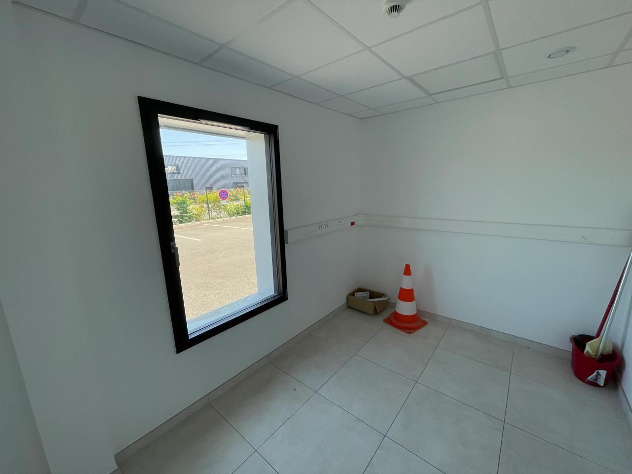 Location local d'activité Joué-lès-Tours Indre-et-Loire OLACT2533066 9