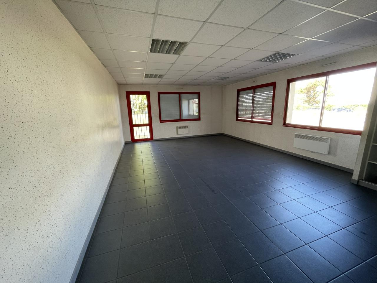 Location local d'activité Vern-sur-Seiche Ille-et-Vilaine OLACT2313511 1