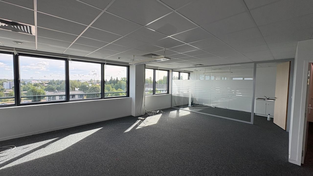 Location bureau Tours Indre-et-Loire OLBUR2535280 16