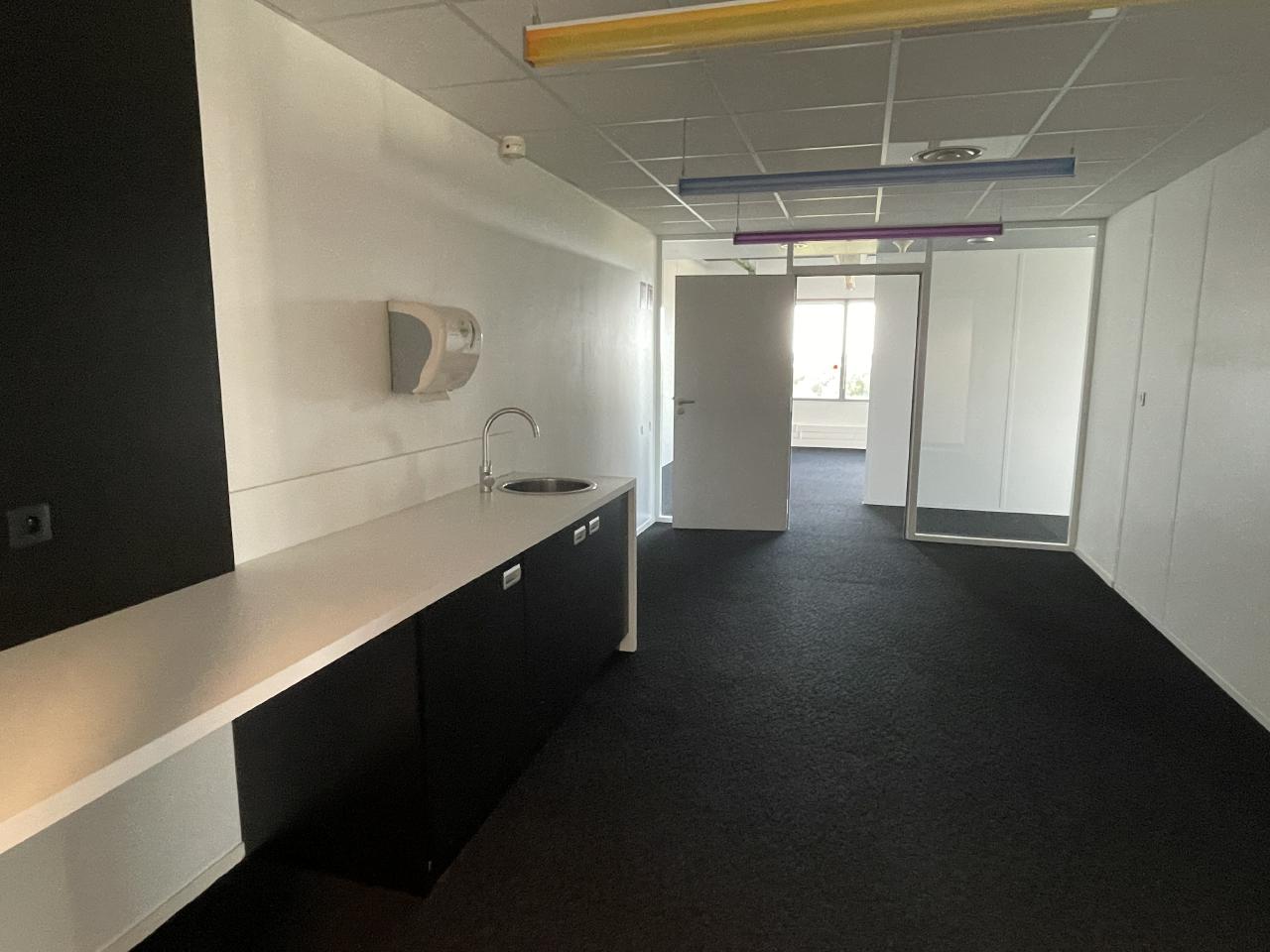 Location bureau Saint-Jacques-de-la-Lande Ille-et-Vilaine OLBUR2119830 31