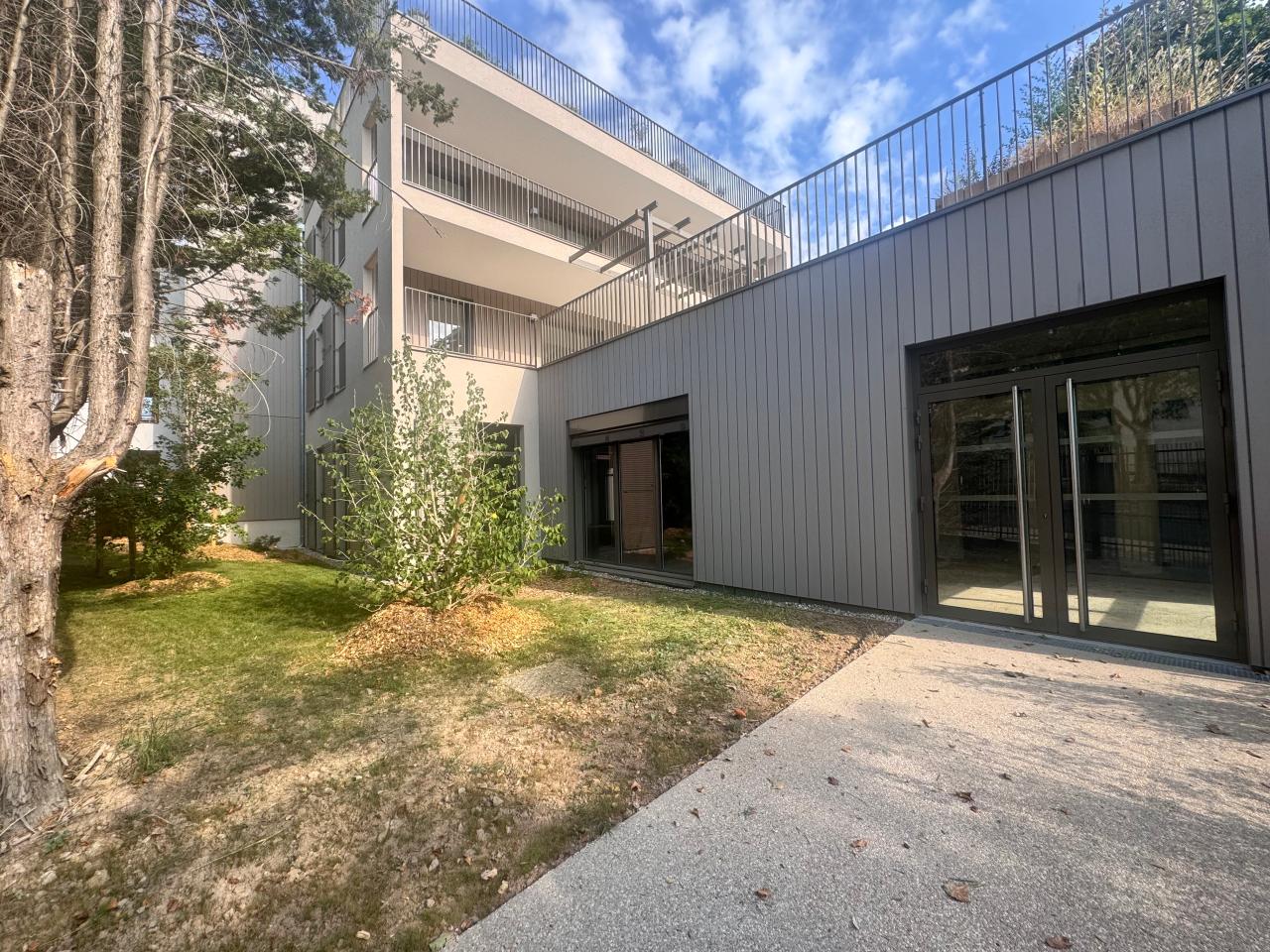 Vente bureau Saint-Genis-Laval Rhône OVBUR2313327