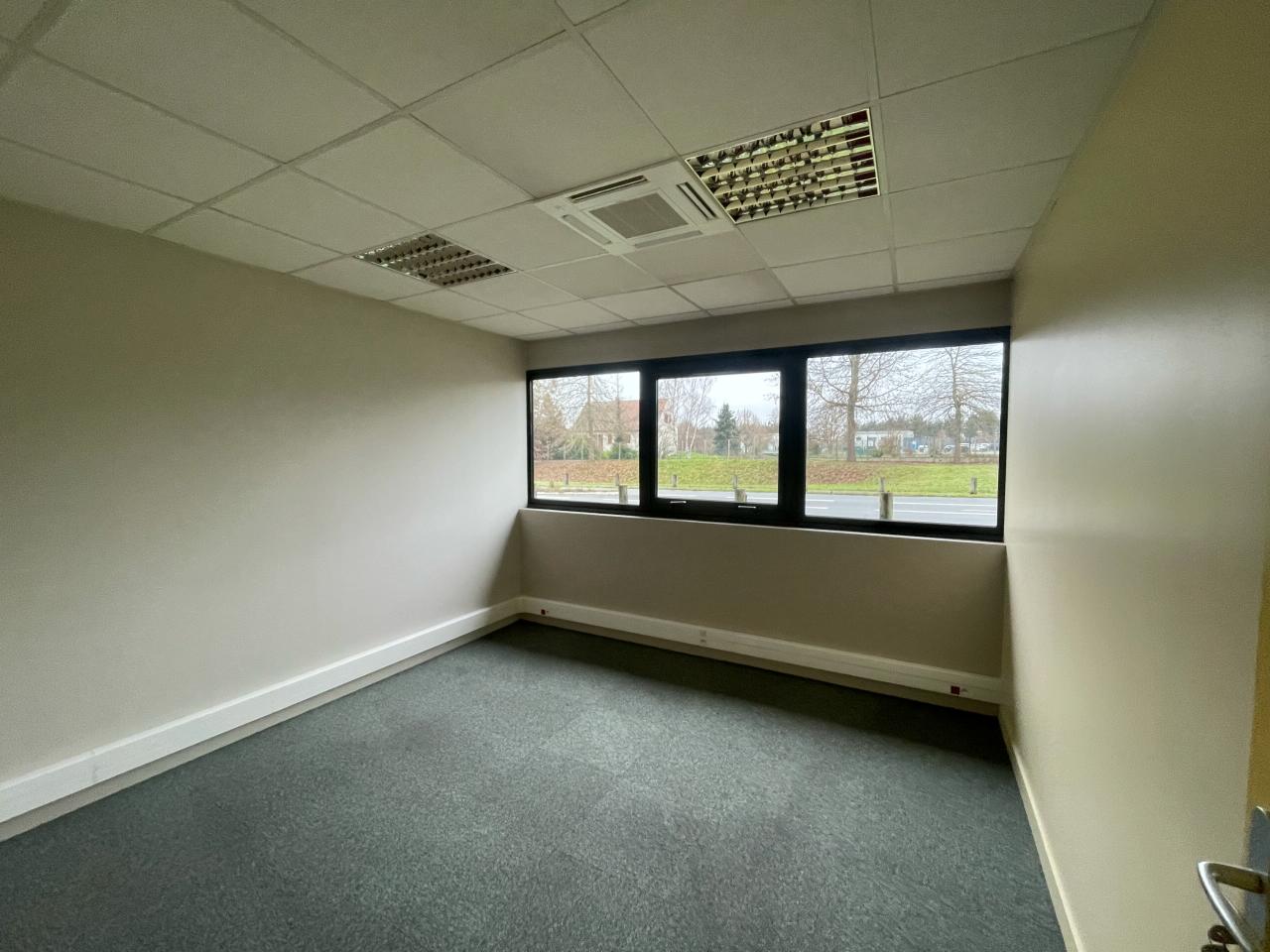 Location bureau Saint-Jean-de-Braye Loiret OLBUR2113226 1