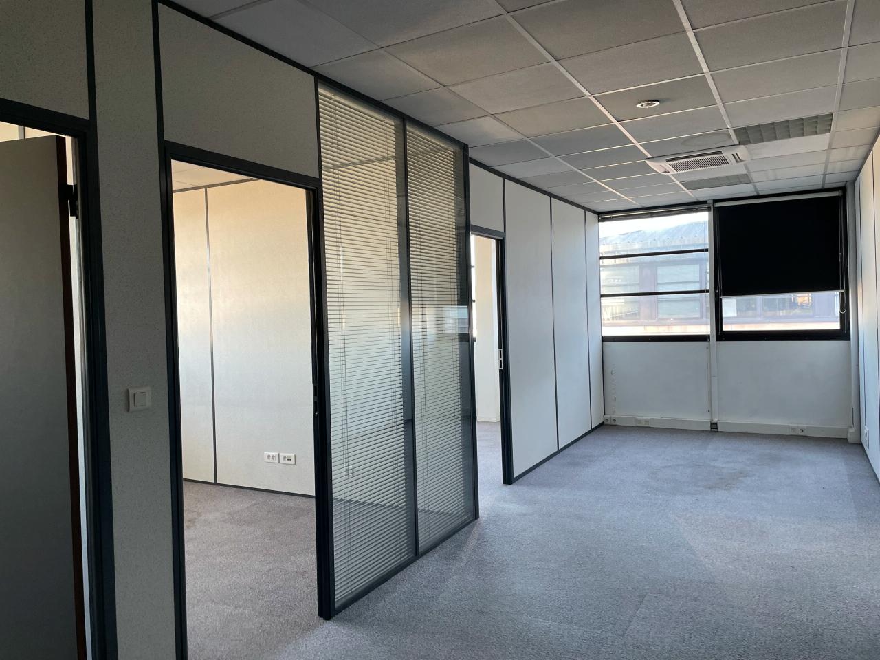 Location bureau Aix-en-Provence Bouches-du-Rhône OLBUR2421612 23