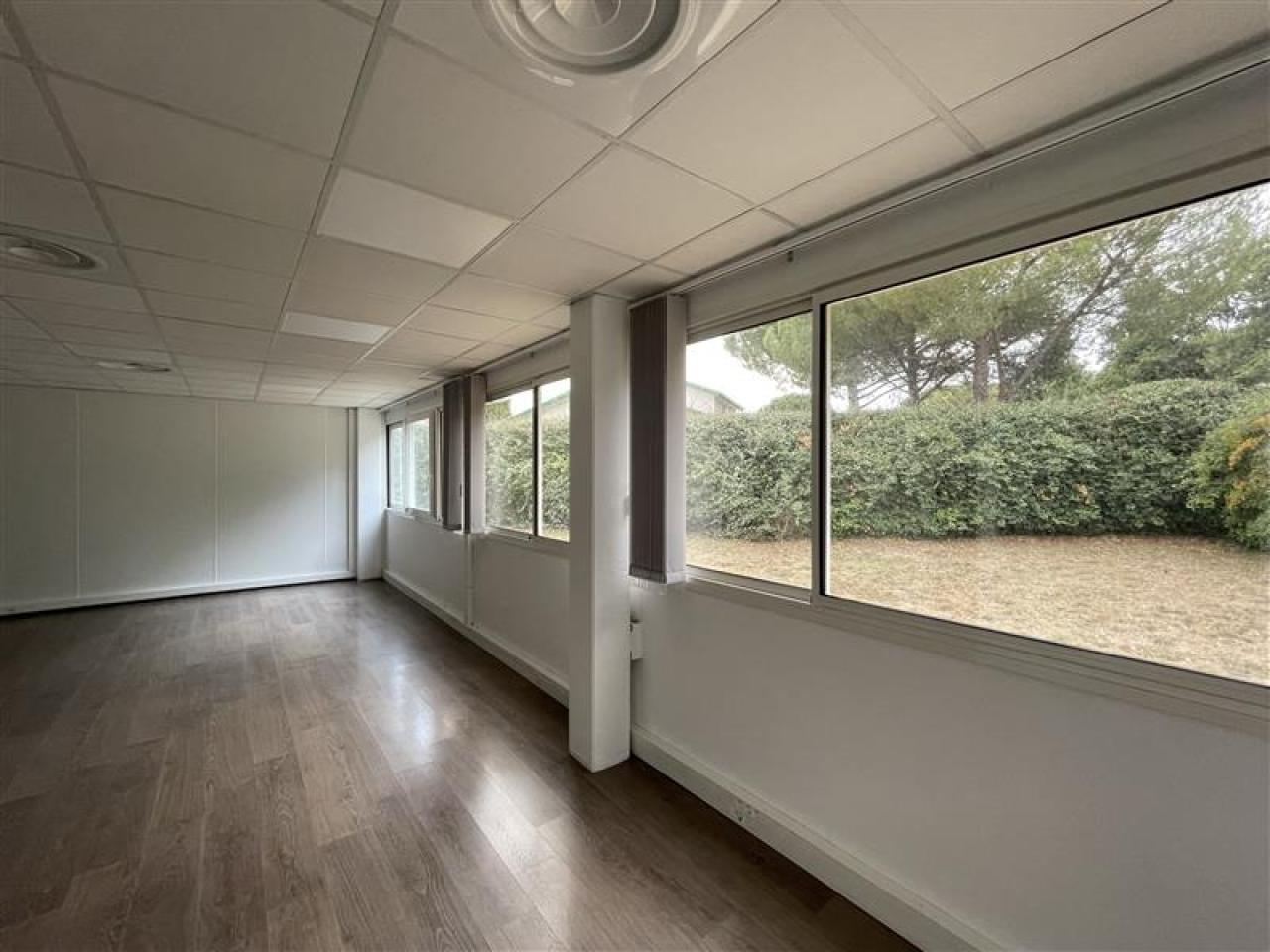 Location bureau Baillargues Hérault OLBUR2646245 6