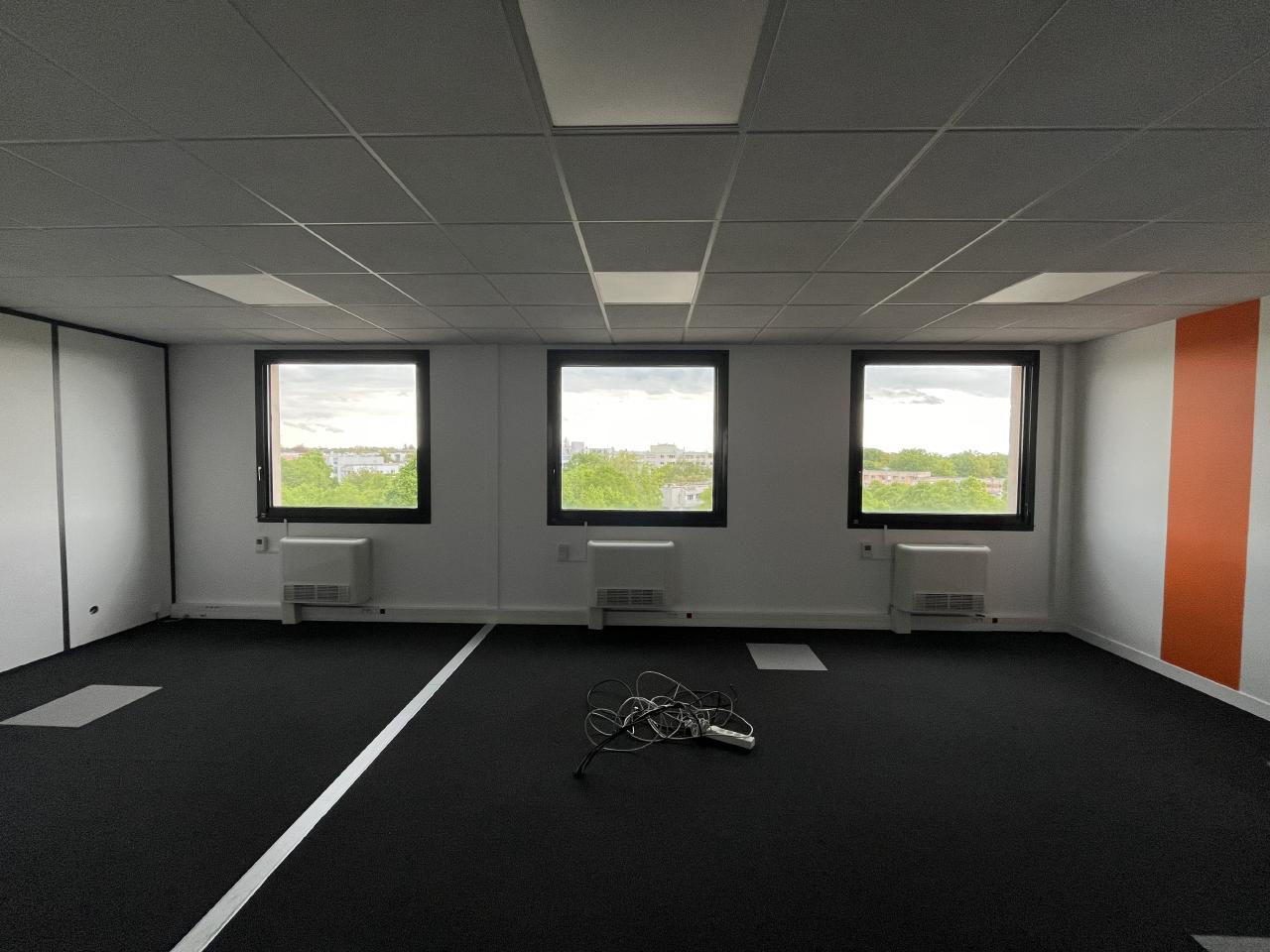 Location bureau Guyancourt Yvelines OLBUR2423546 10